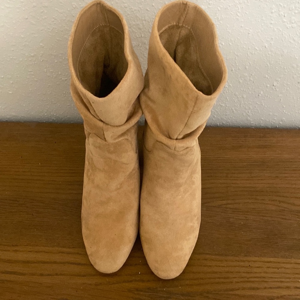 CCOCCI Darby Conjac Suede Heeled Slouch Boot Size 7